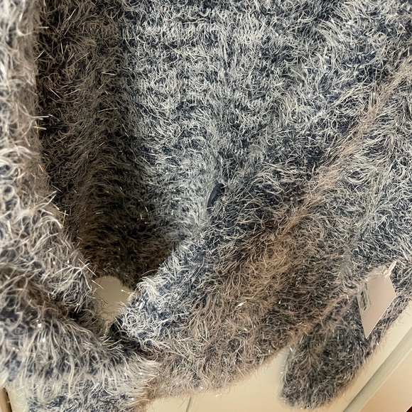 NWT••LC LAUREN CONRAD // light blue / sparkle / oversized cardigan - Picture 10 of 16